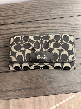 Vintage Coach Black and Cream
